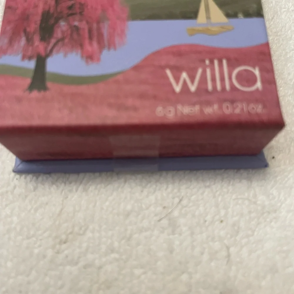 ‘Willa’ WANDERful World Silky-Soft Powder Blush NWT WIB - Picture 6 of 6